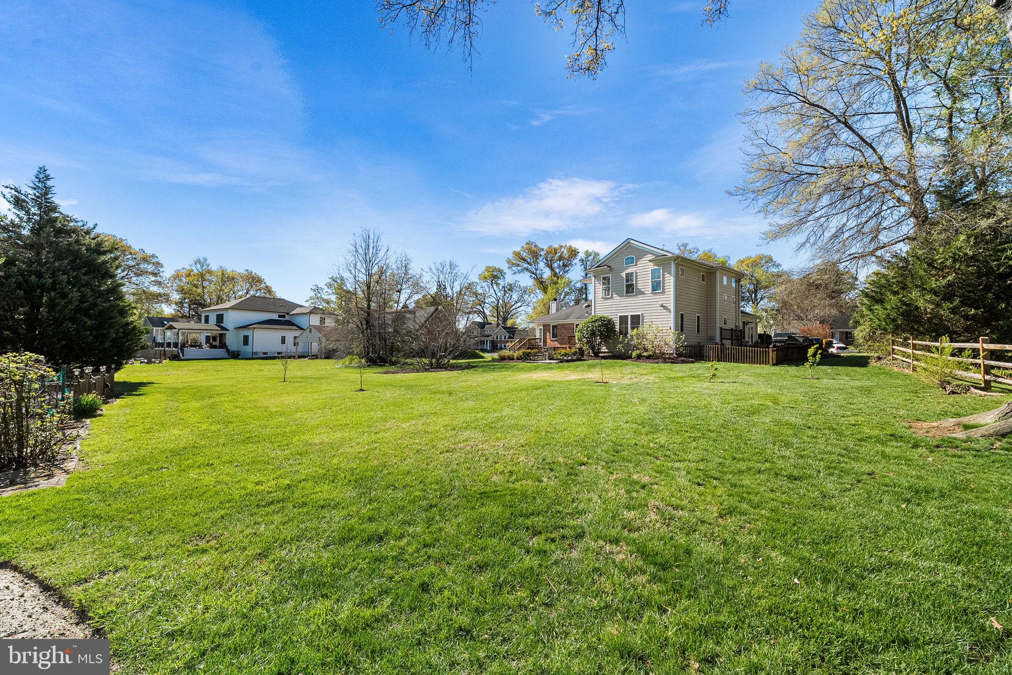 5216 REMINGTON DRIVE