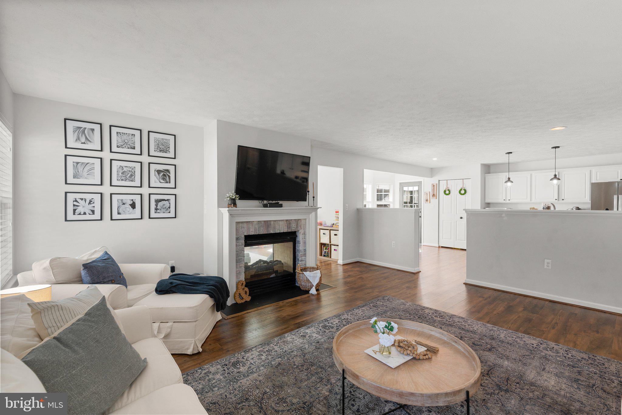 STONE MANOR - Residential