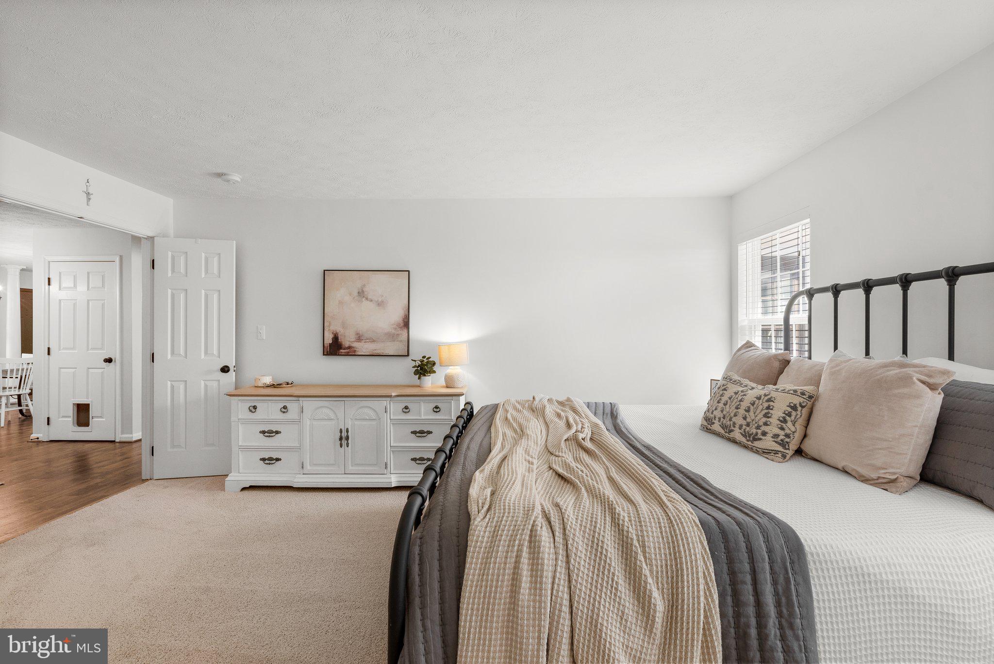 STONE MANOR - Residential