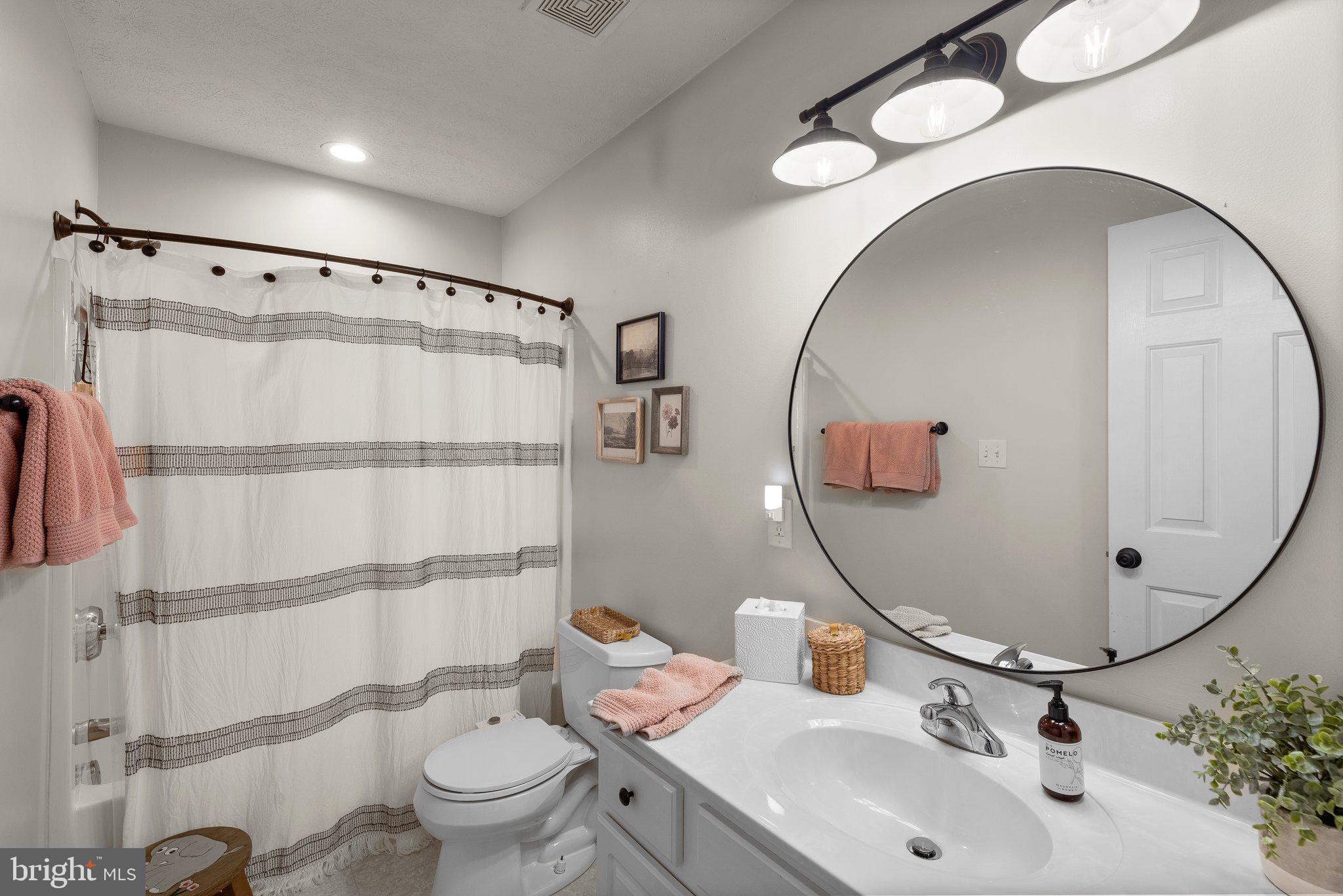 STONE MANOR - Residential