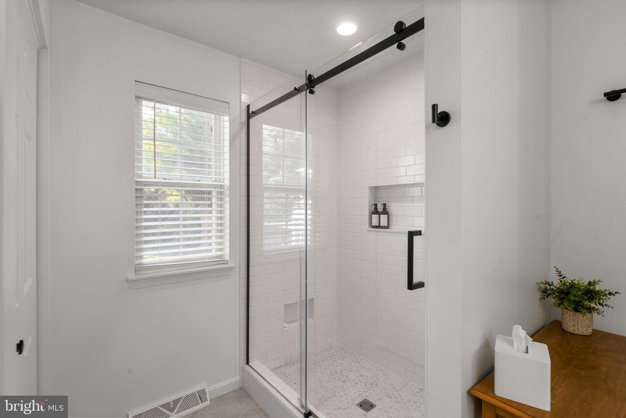 STONE MANOR - Residential