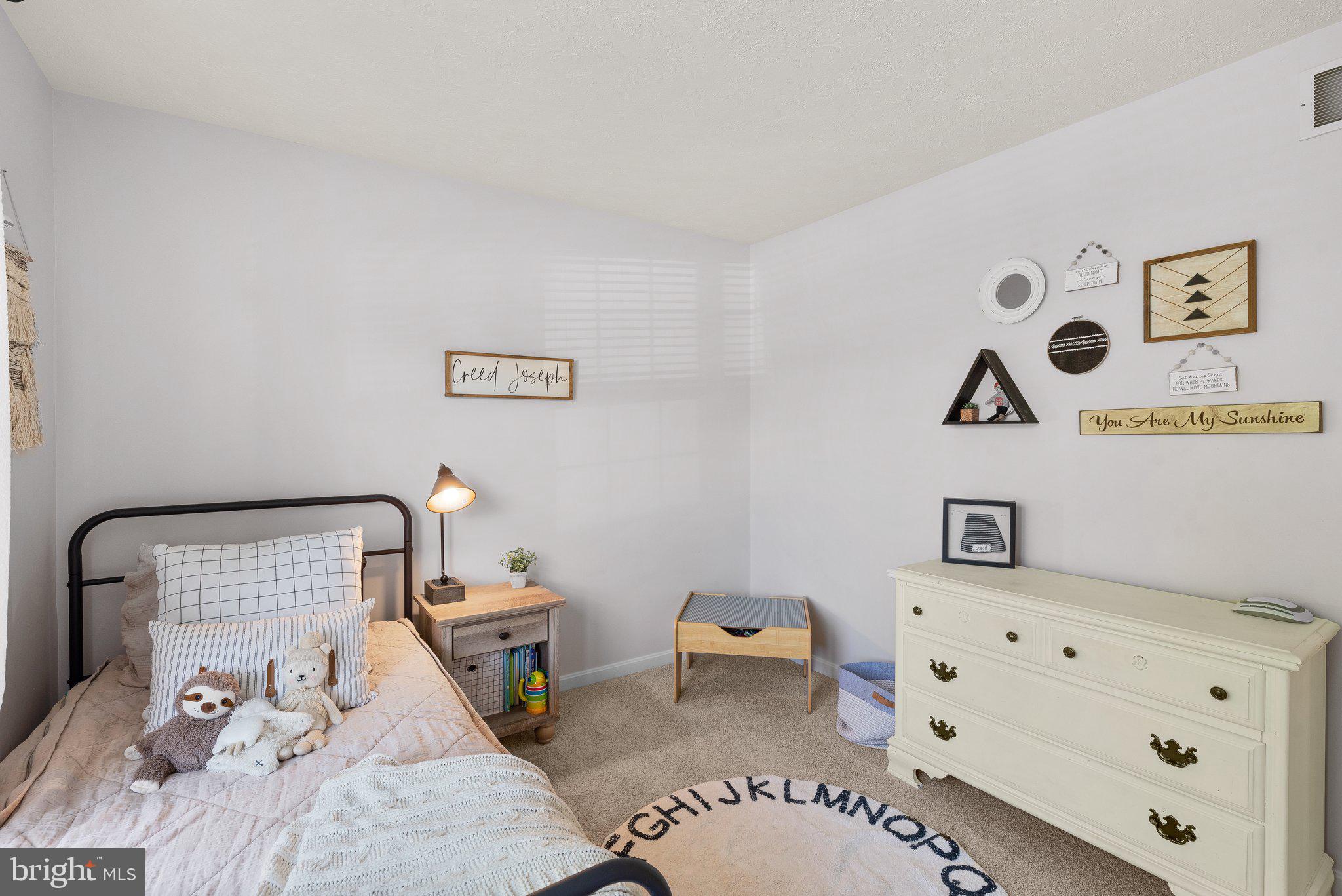 STONE MANOR - Residential