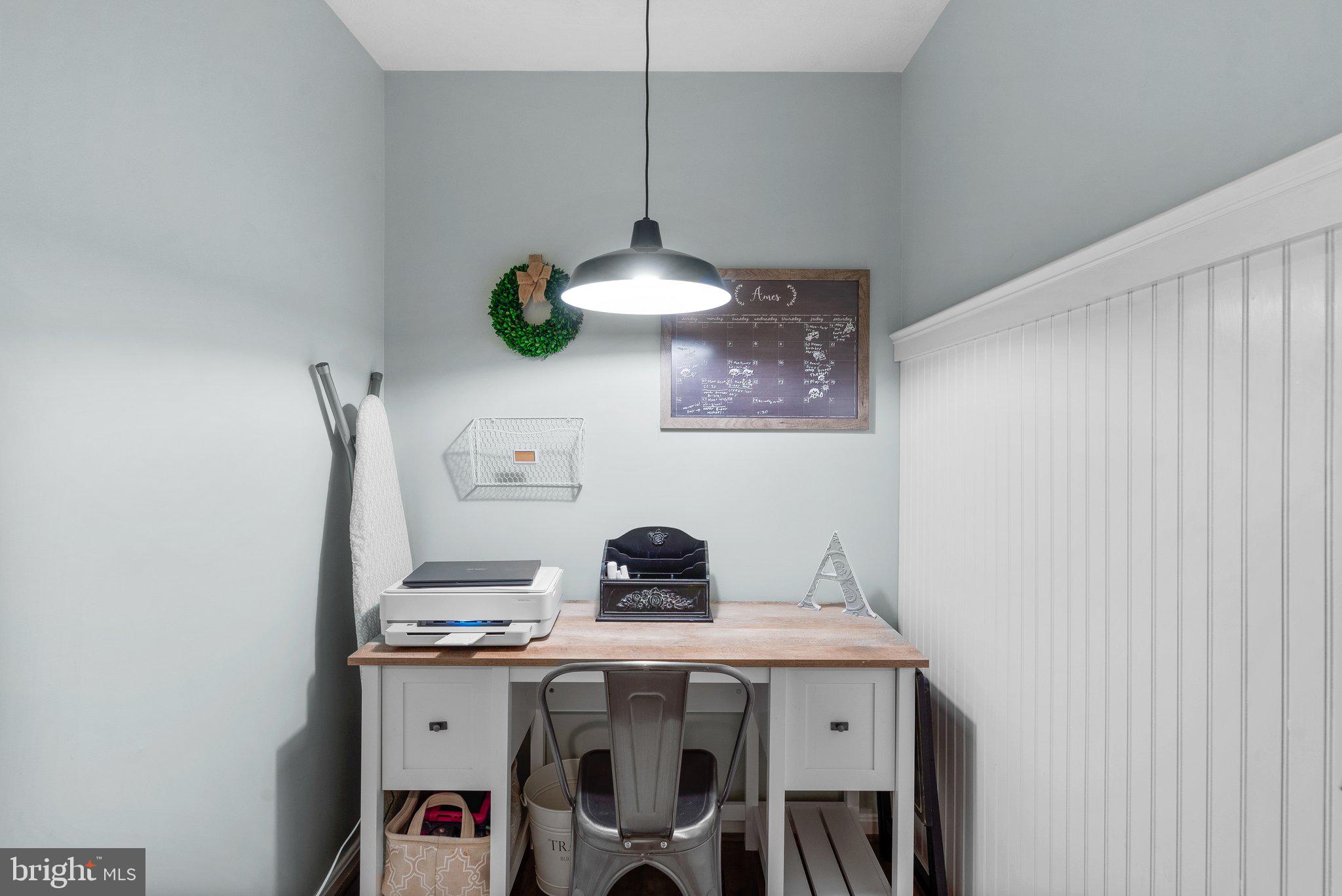 STONE MANOR - Residential