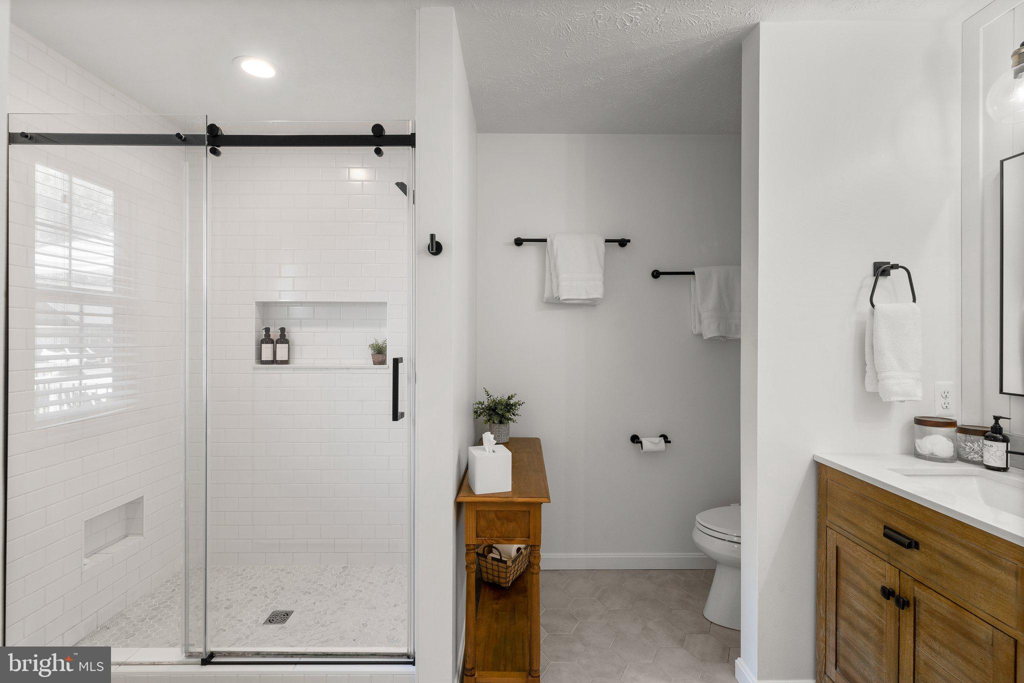 STONE MANOR - Residential