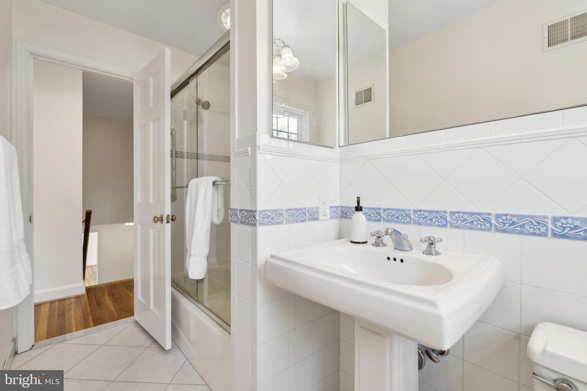 ROSE HILL ESTATES - Residential