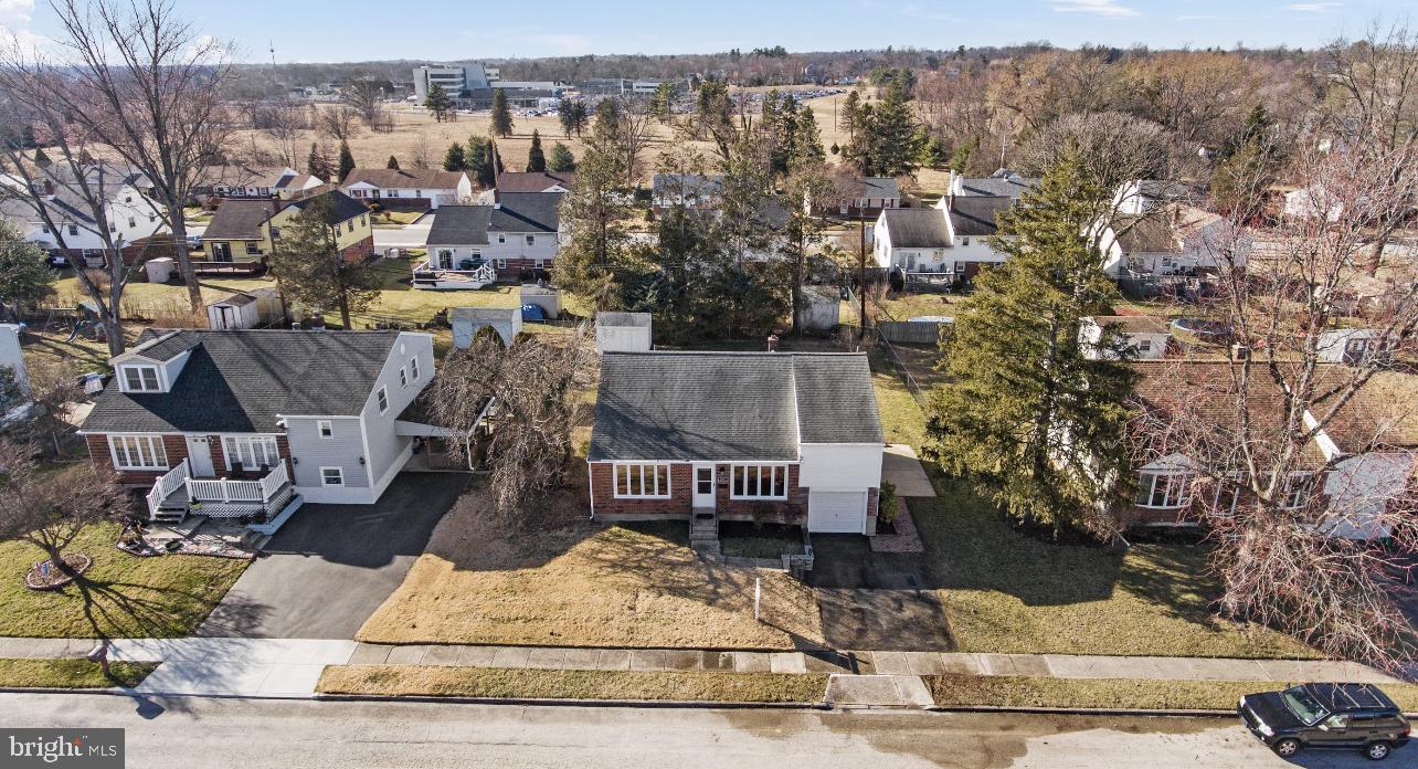 NORRISTOWN - Residential