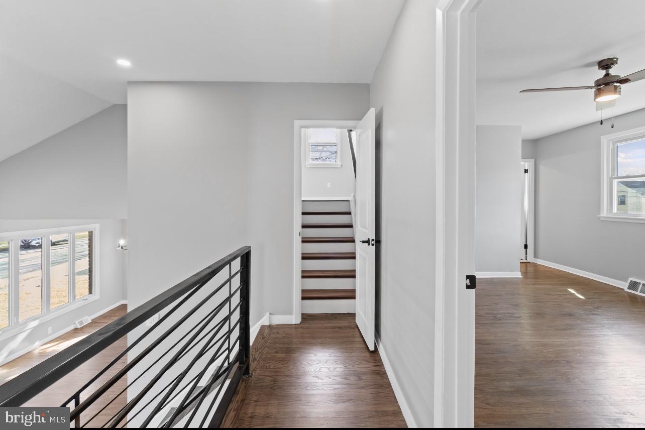 NORRISTOWN - Residential