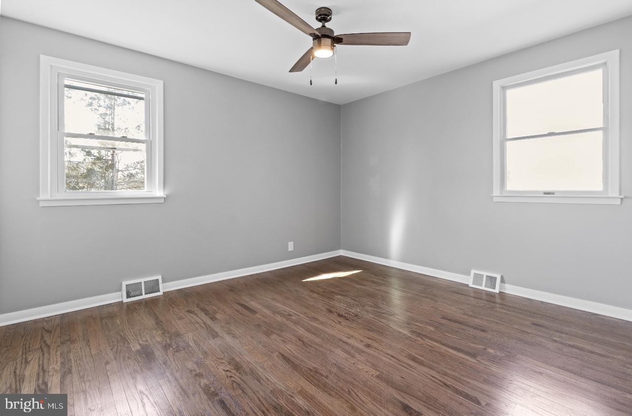 NORRISTOWN - Residential