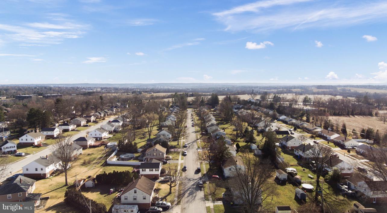 NORRISTOWN - Residential