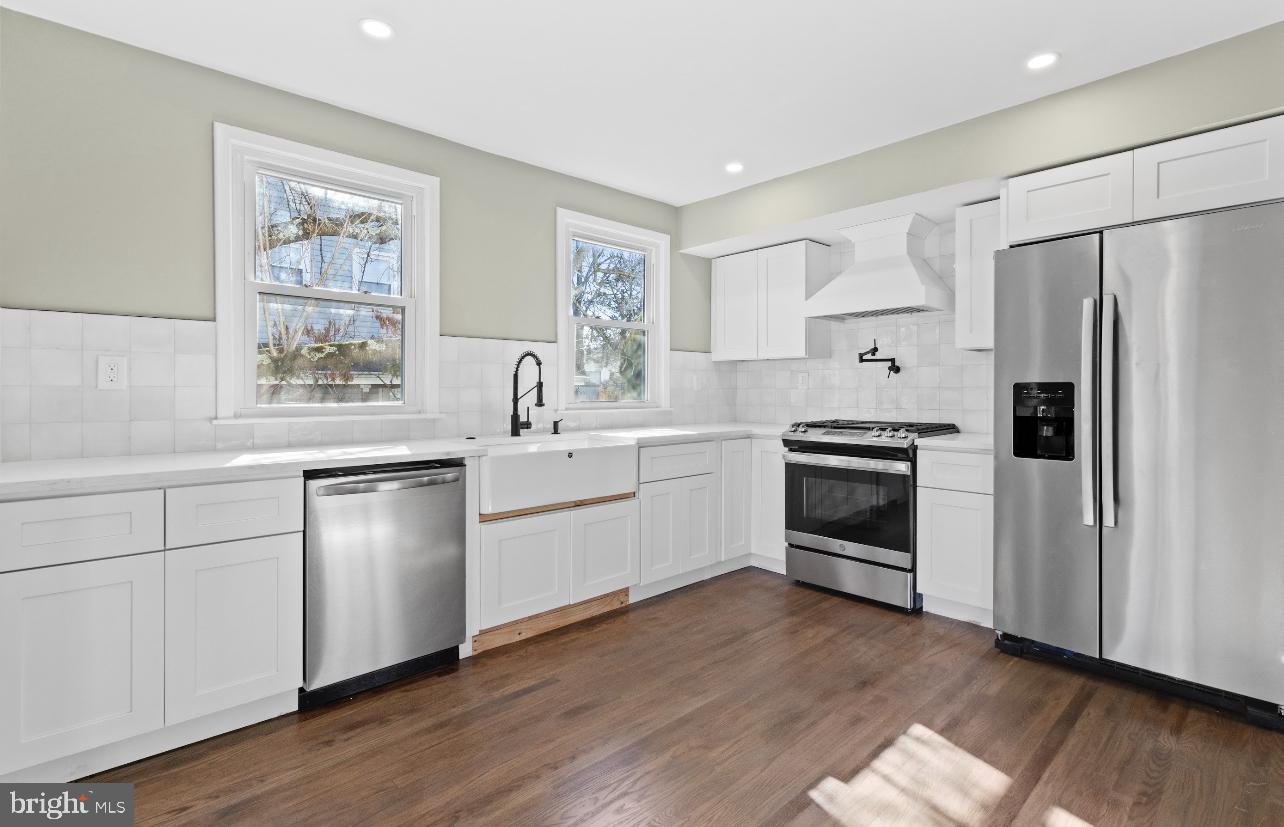 NORRISTOWN - Residential