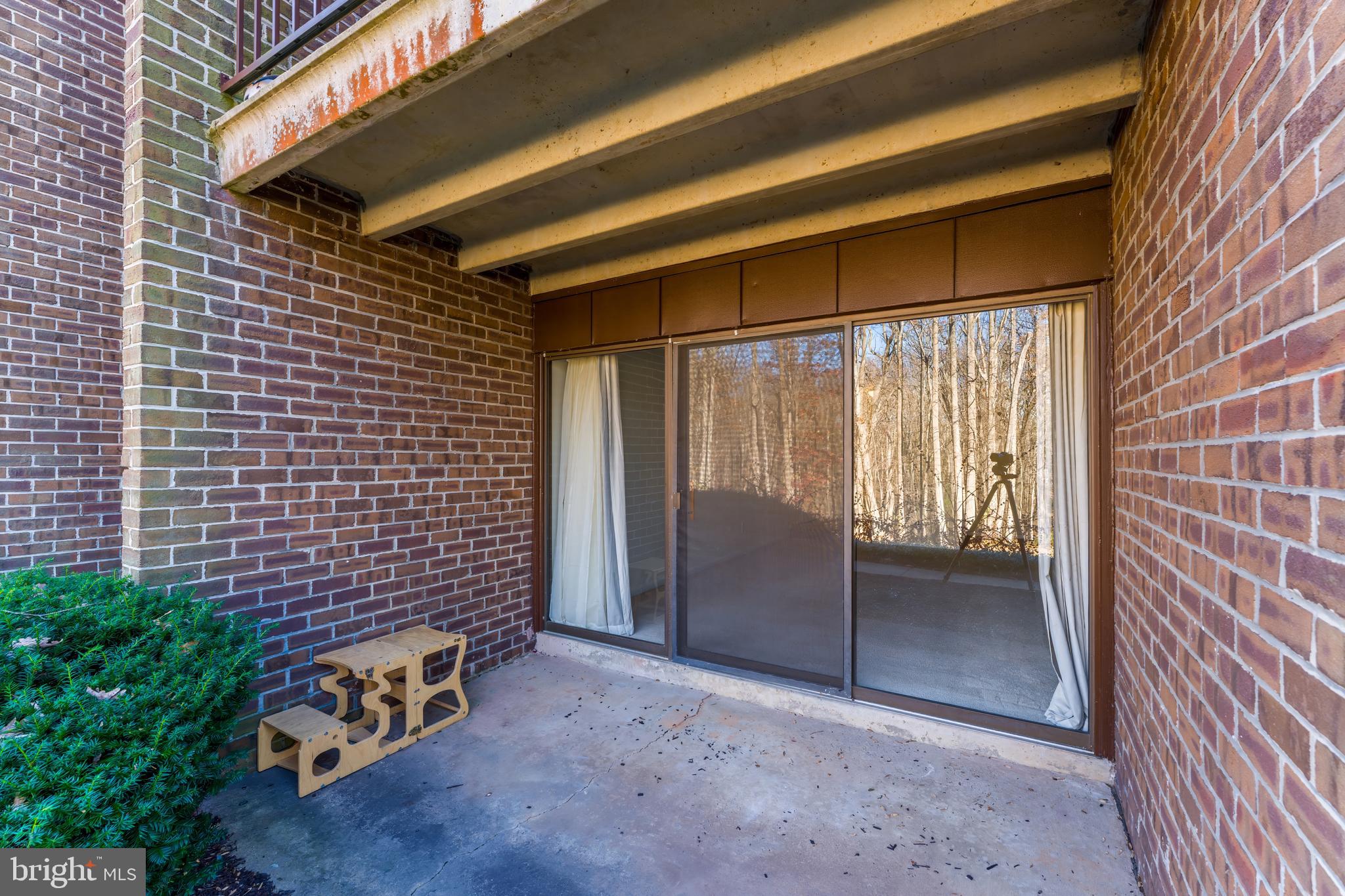 CHESTNUT GROVE - Residential Lease