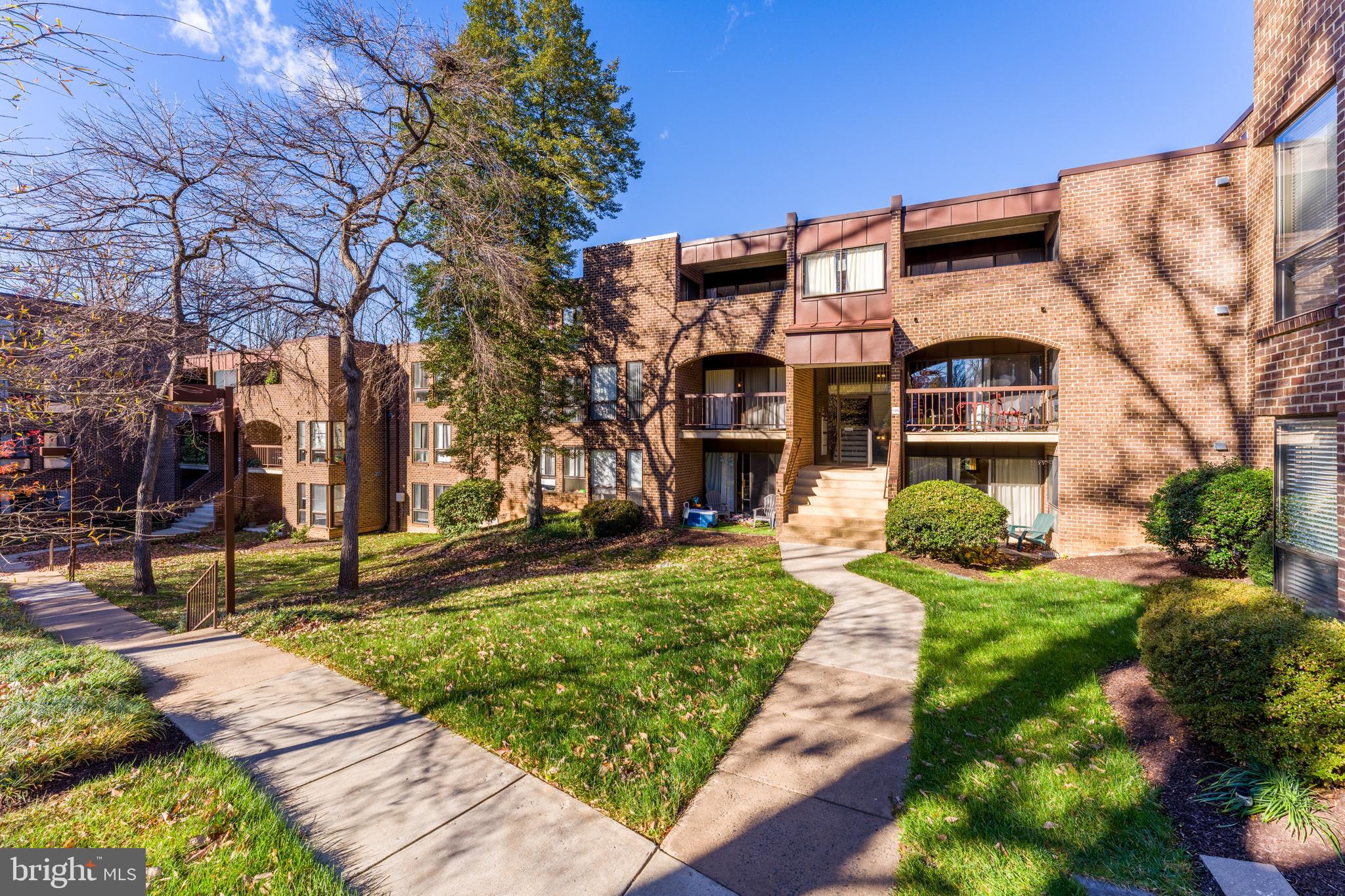 CHESTNUT GROVE - Residential Lease