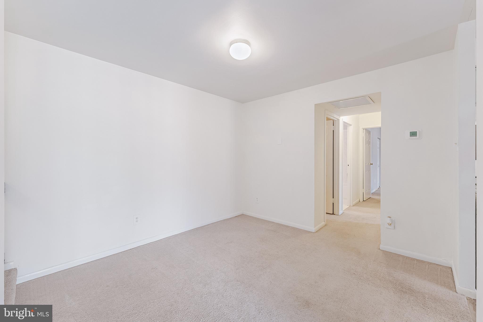 CHESTNUT GROVE - Residential Lease