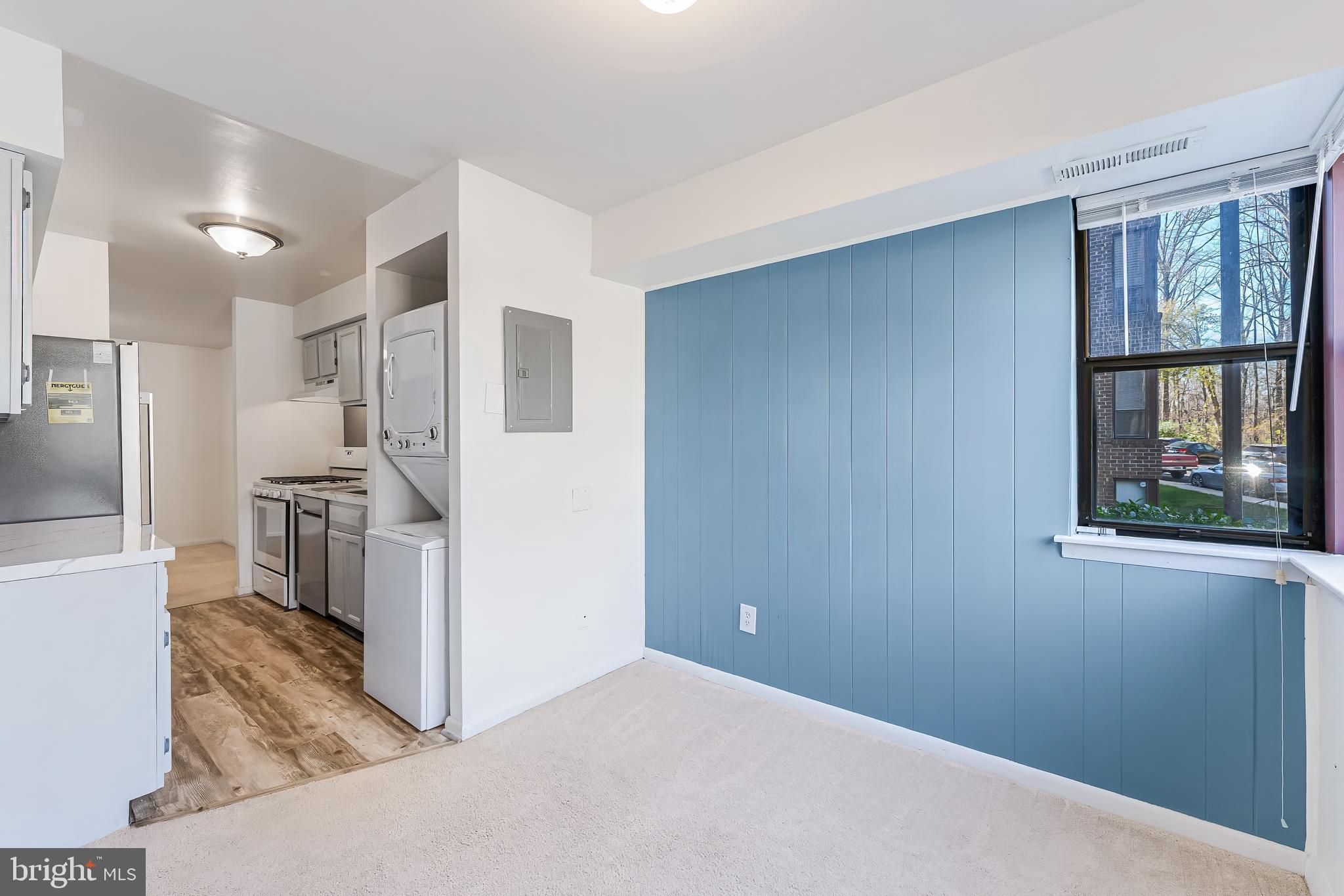 CHESTNUT GROVE - Residential Lease