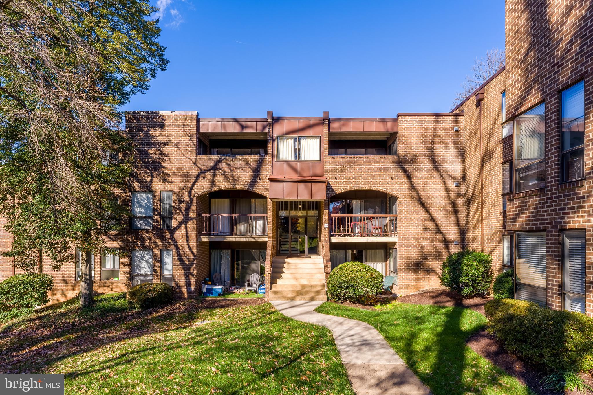 CHESTNUT GROVE - Residential Lease