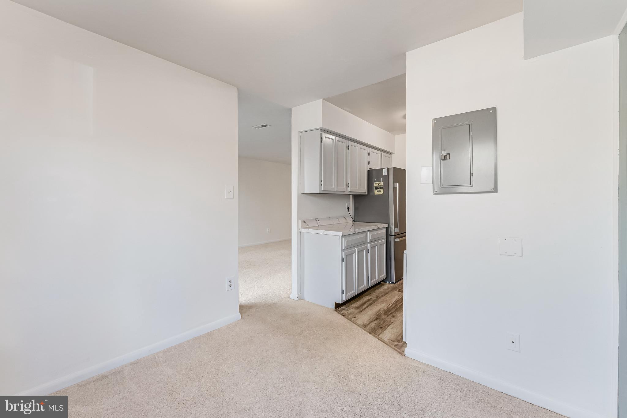 CHESTNUT GROVE - Residential Lease