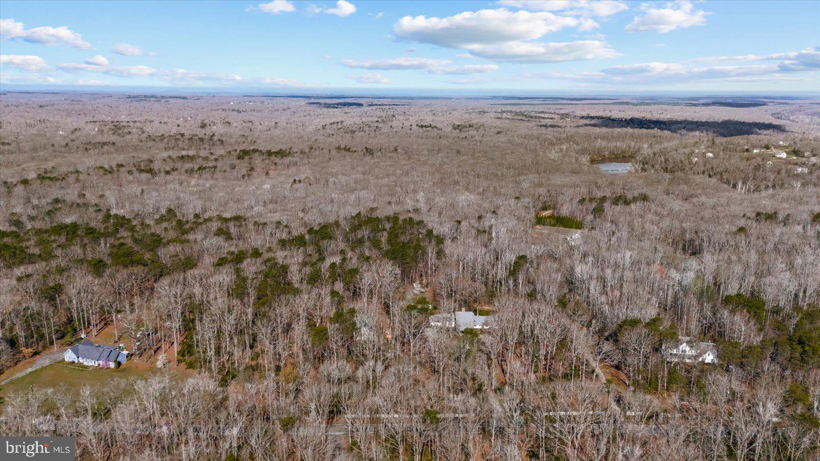 ROCKSHIRE BLUFF - Residential