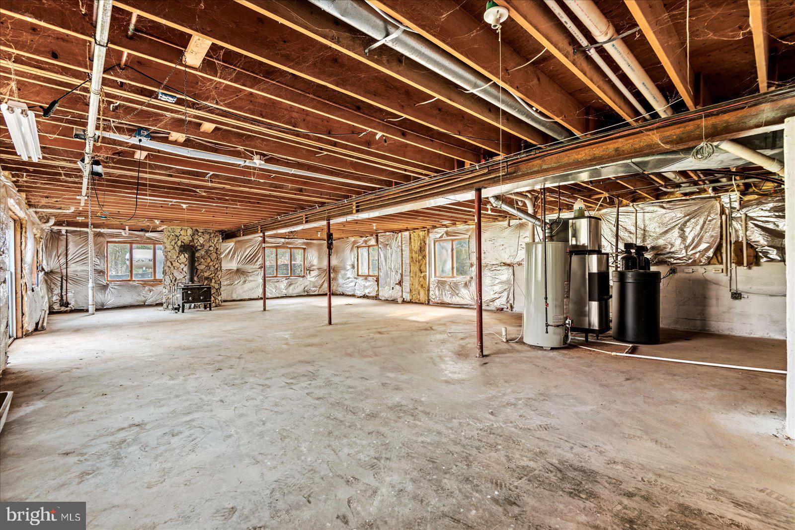 ROCKSHIRE BLUFF - Residential