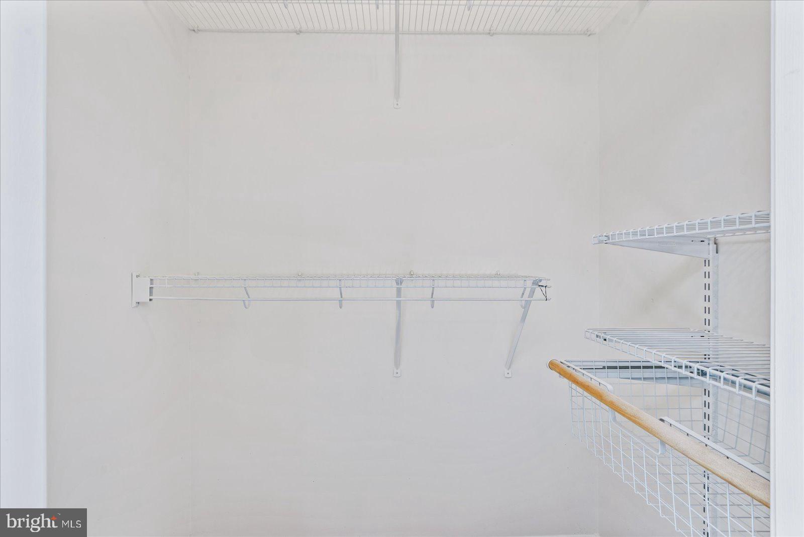 ROCKSHIRE BLUFF - Residential