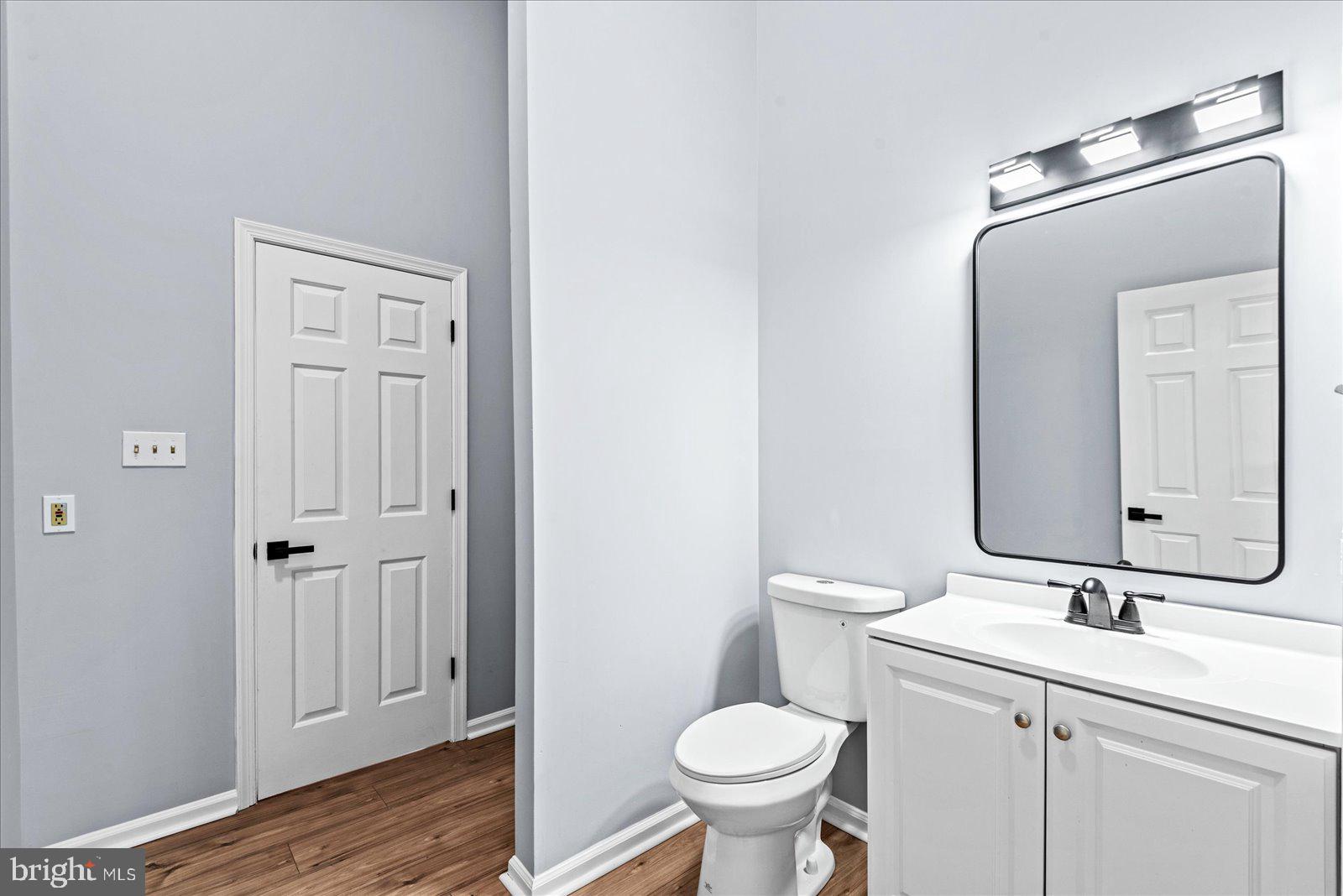 ROCKSHIRE BLUFF - Residential