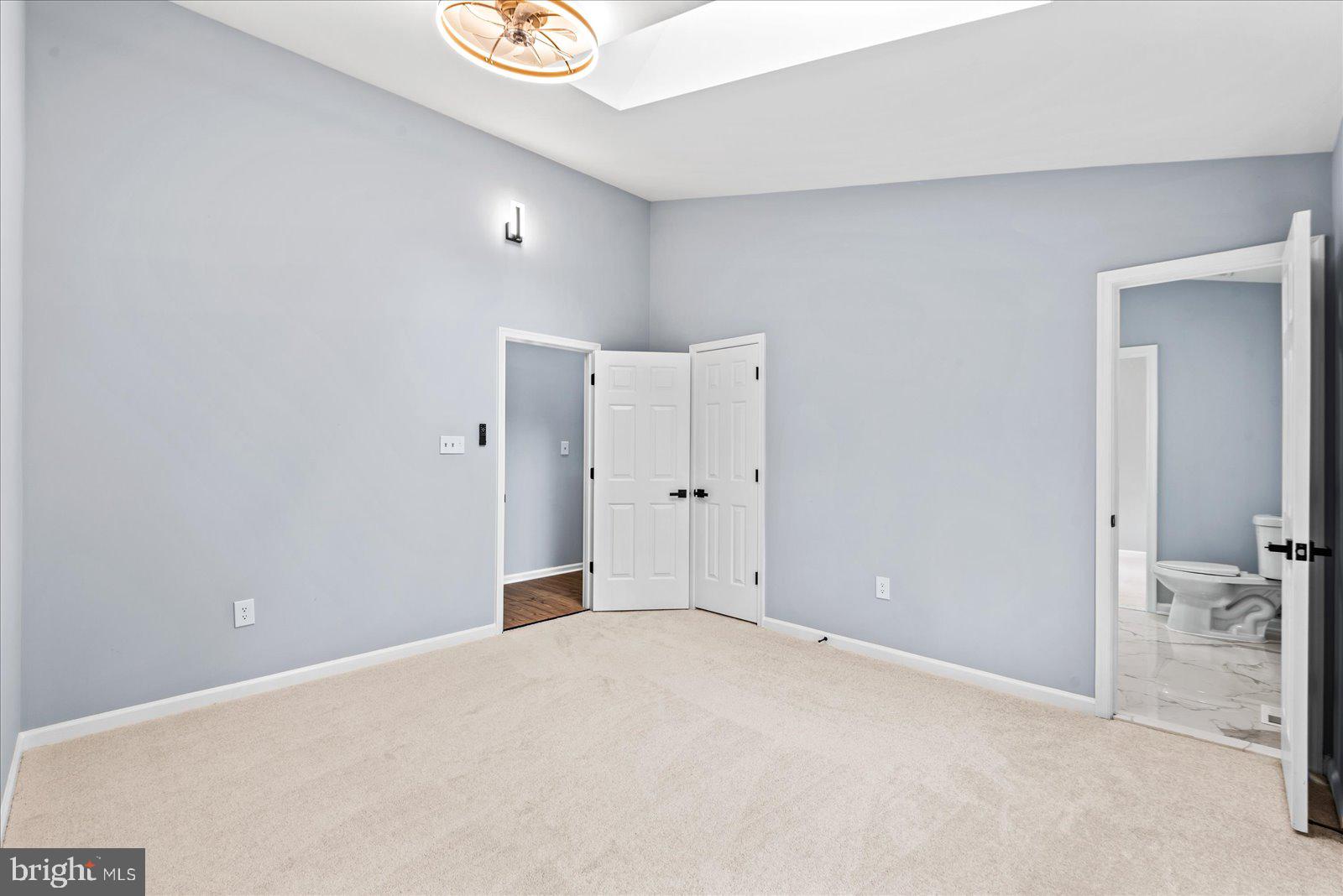 ROCKSHIRE BLUFF - Residential