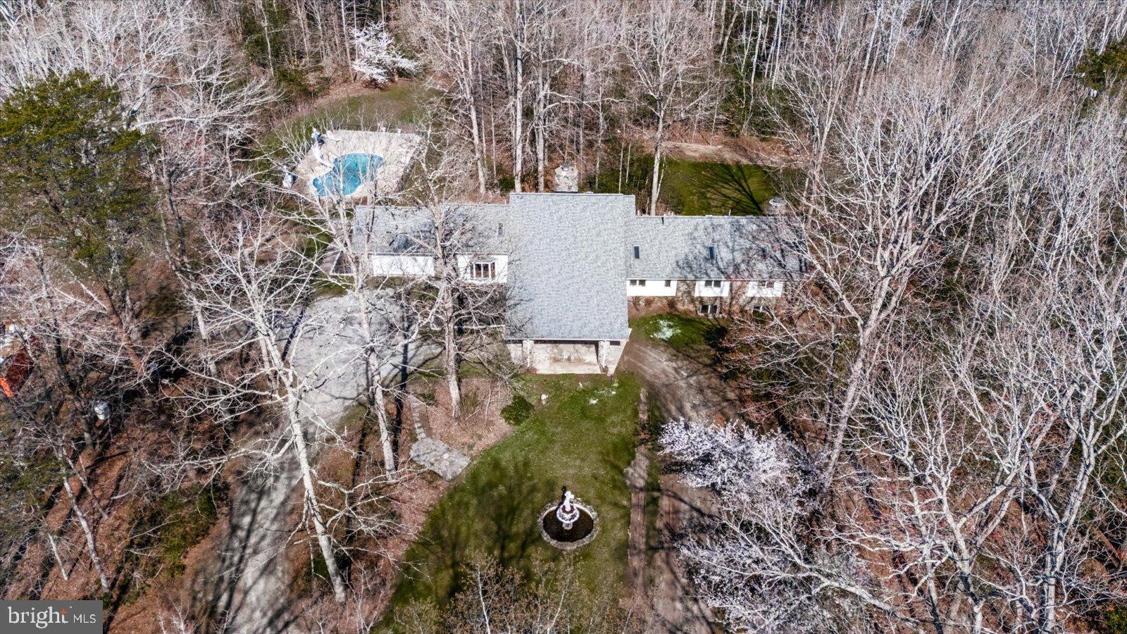 ROCKSHIRE BLUFF - Residential