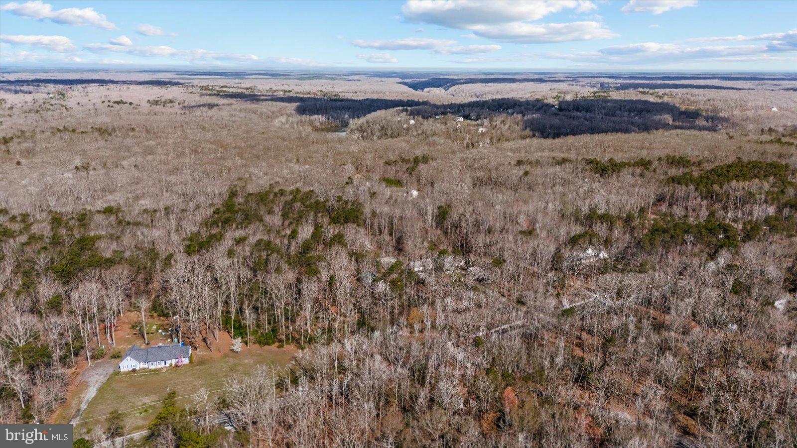 ROCKSHIRE BLUFF - Residential