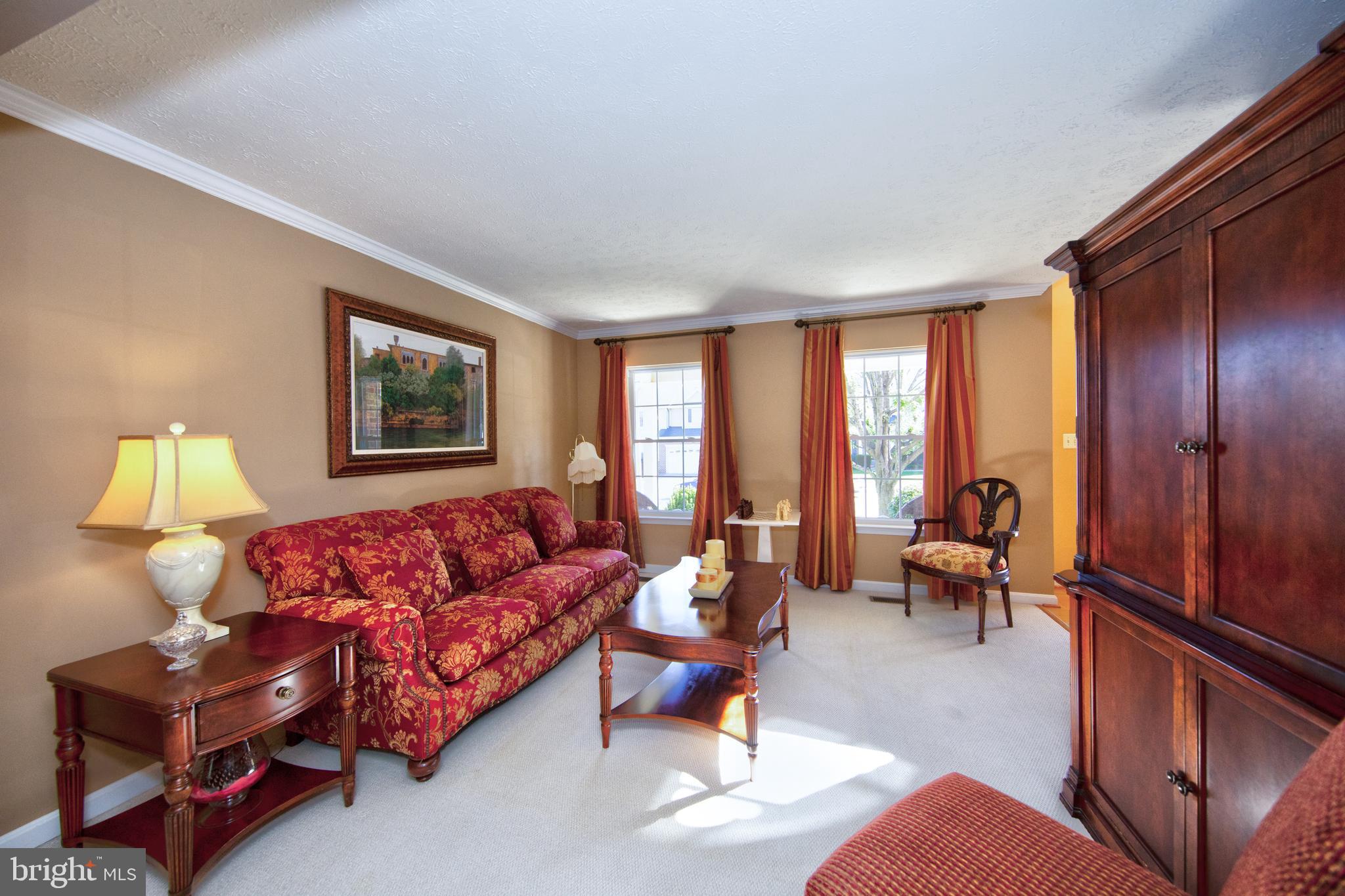 WEST VALLEY OAKS - Residential