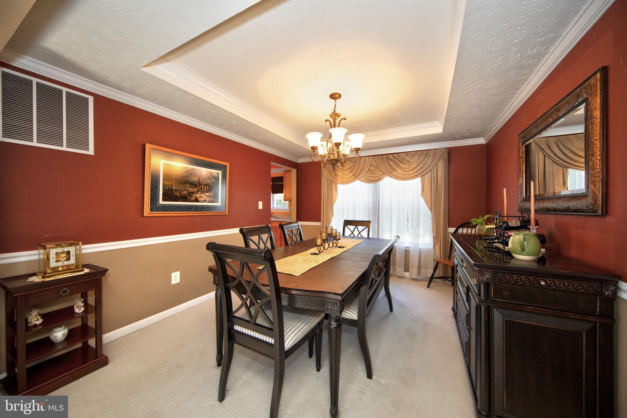 WEST VALLEY OAKS - Residential