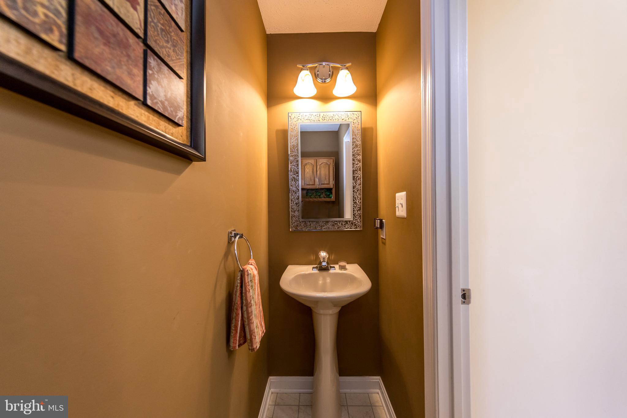 WEST VALLEY OAKS - Residential