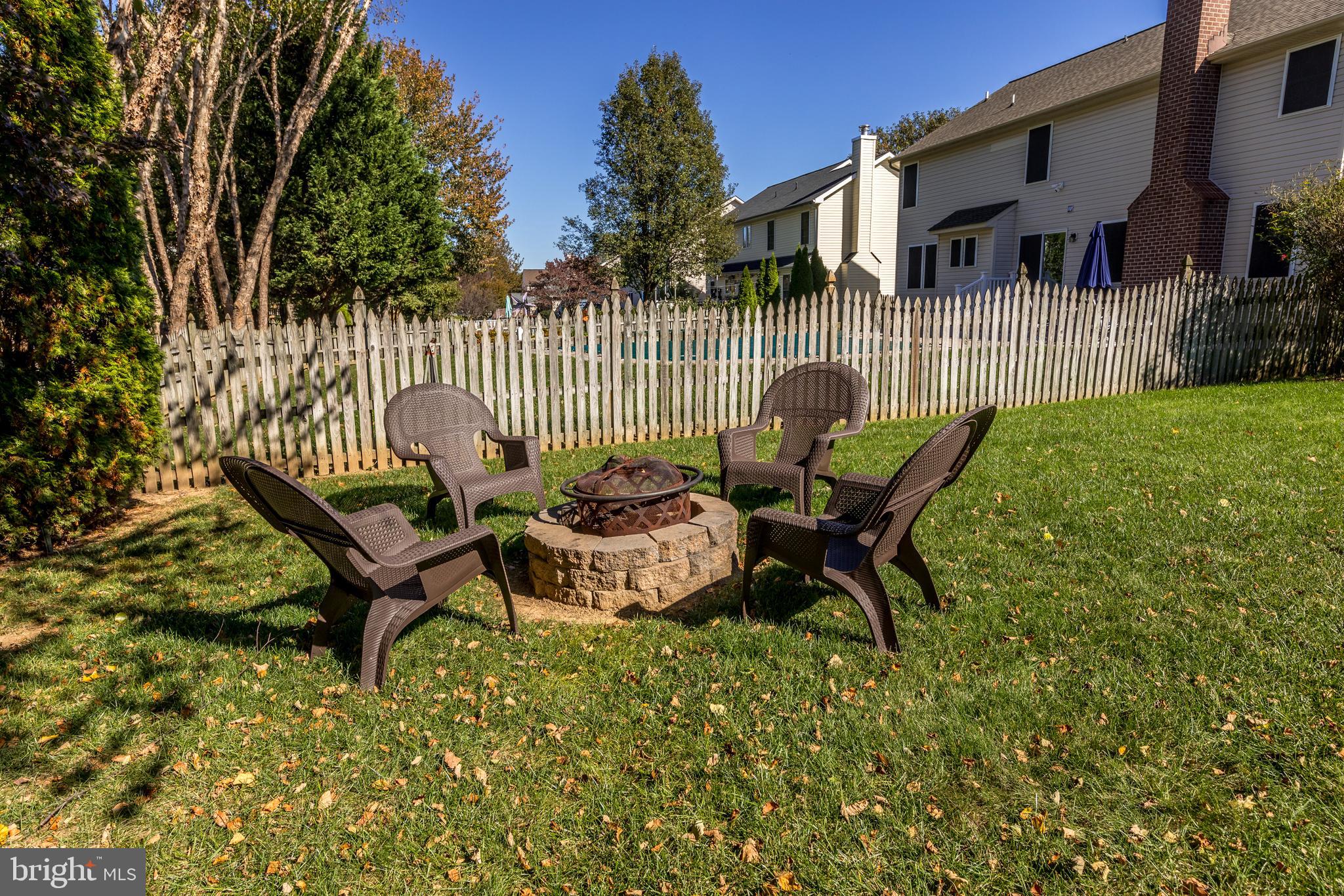 WEST VALLEY OAKS - Residential