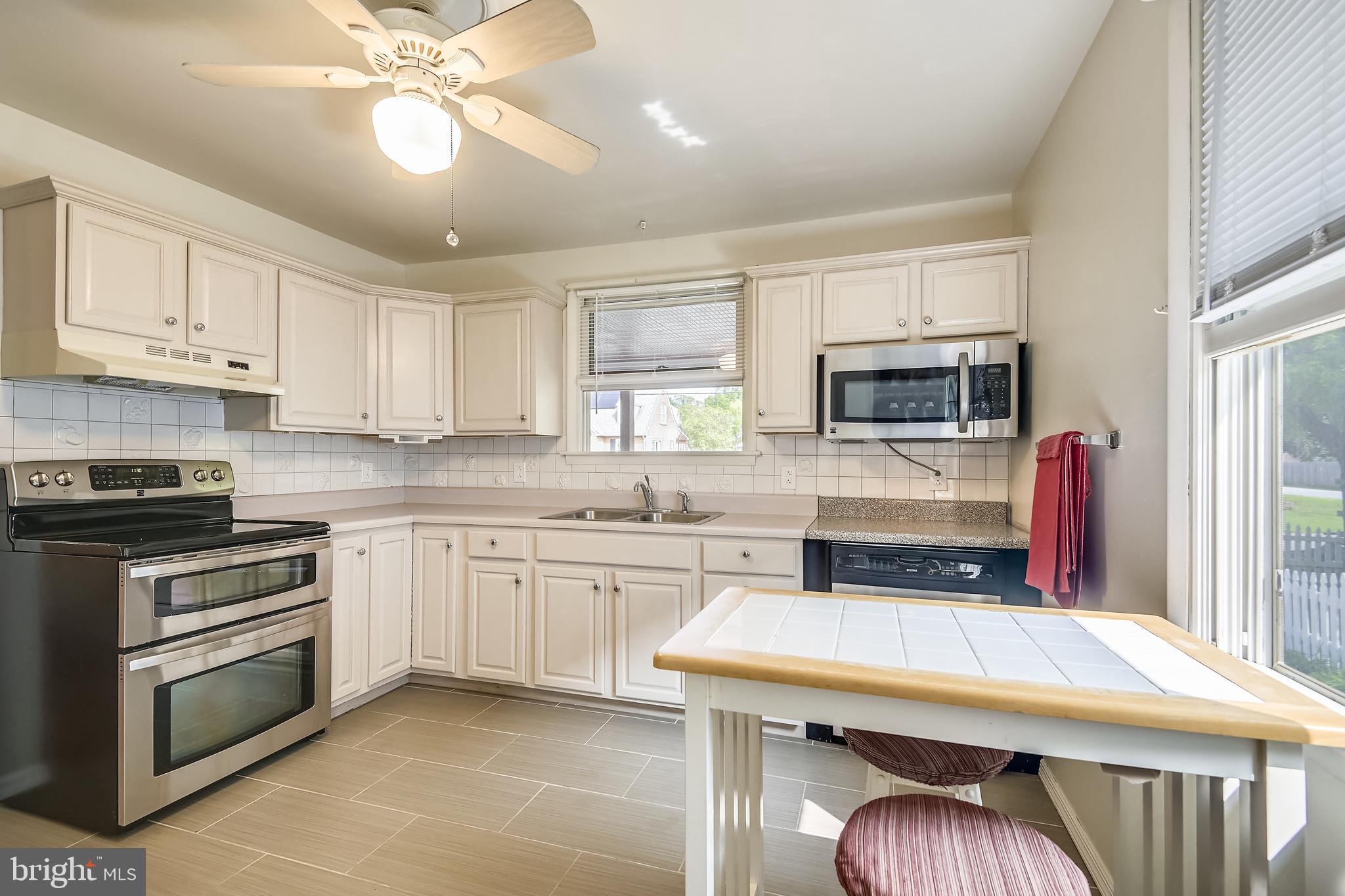 OLIVER BEACH - Residential