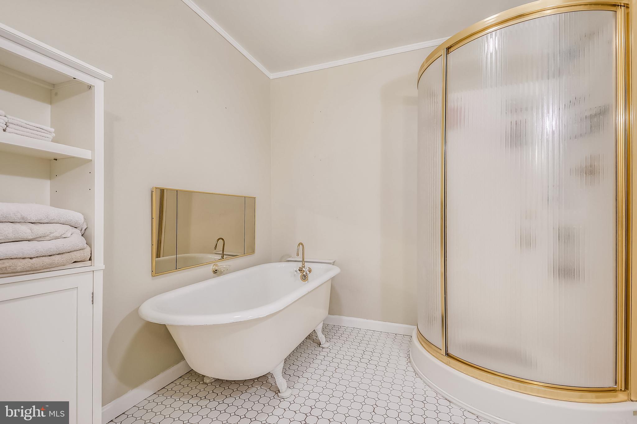 OLIVER BEACH - Residential