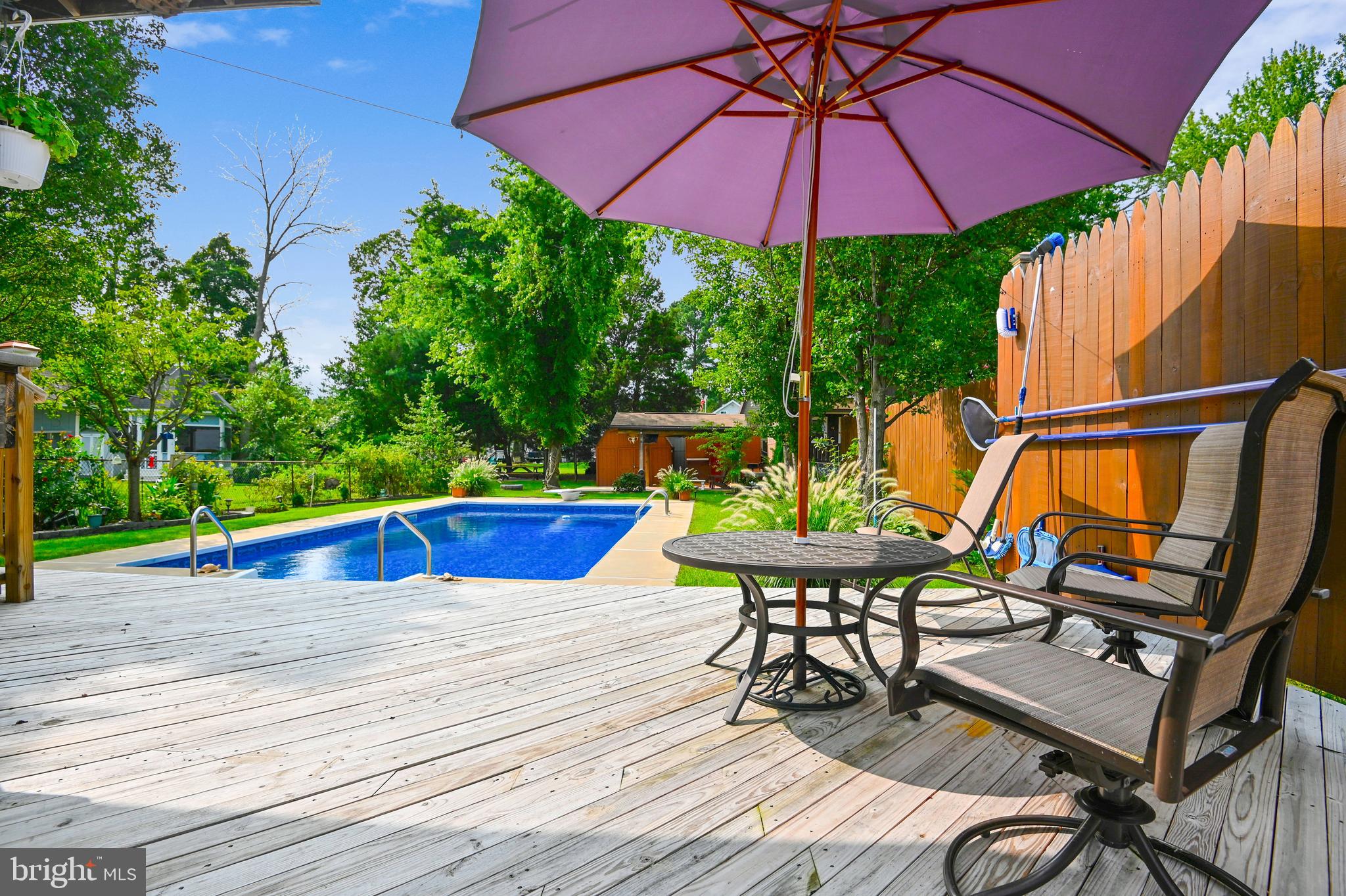 OLIVER BEACH - Residential