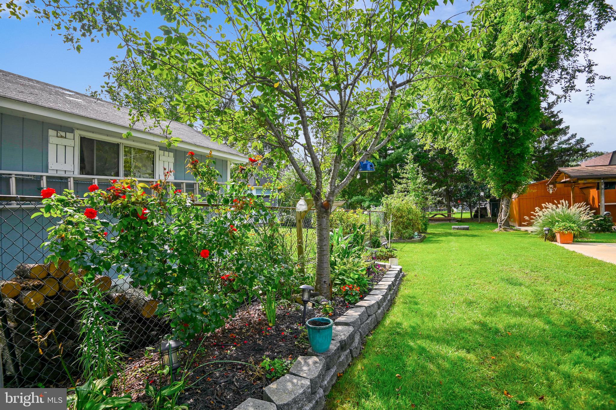 OLIVER BEACH - Residential