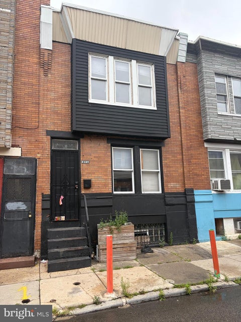 Townhouse For Sale - 4161 N Darien Street<br/> PHILADELPHIA, PA 19140