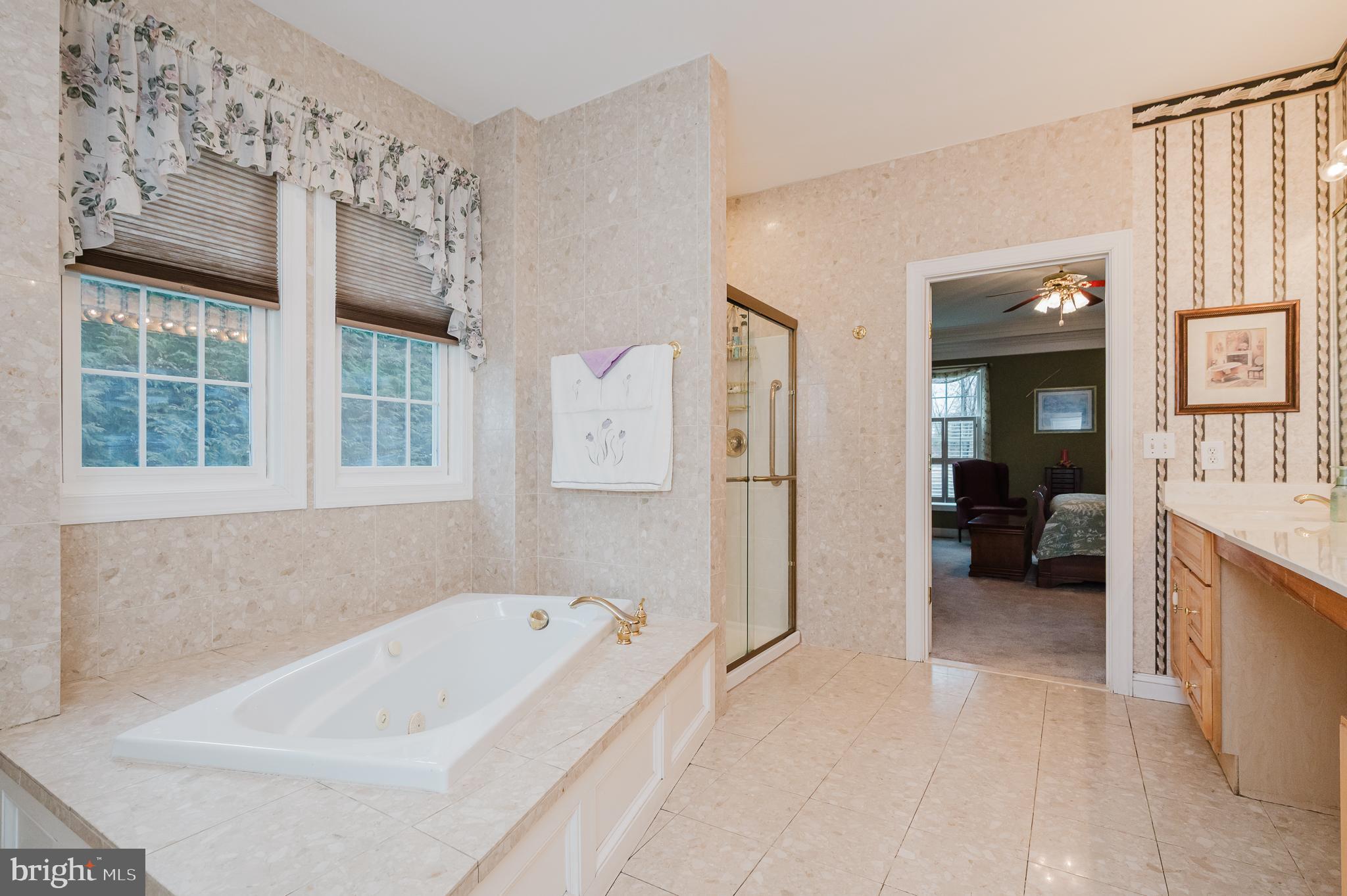 DARRYL GARDENS - Residential