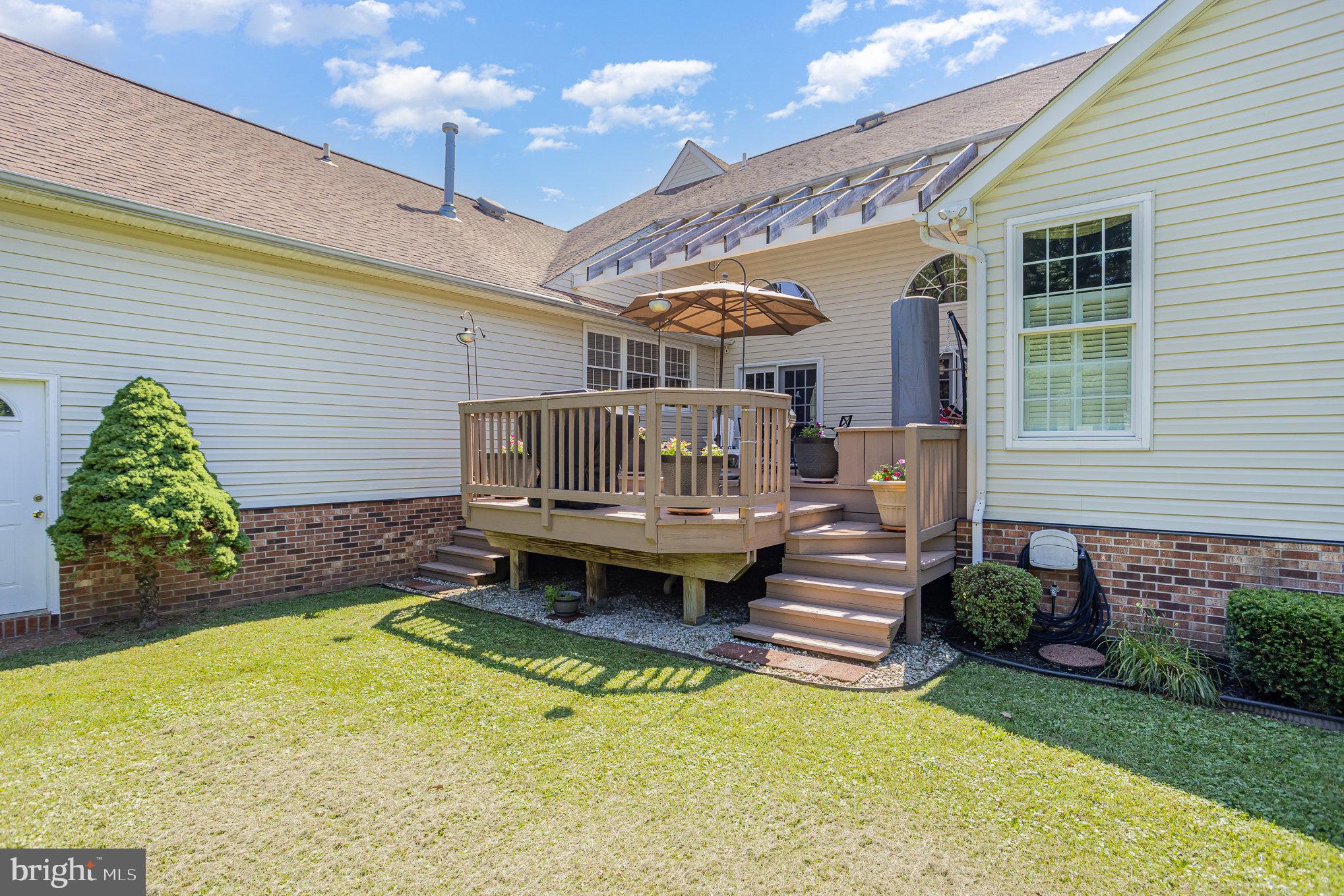 DARRYL GARDENS - Residential