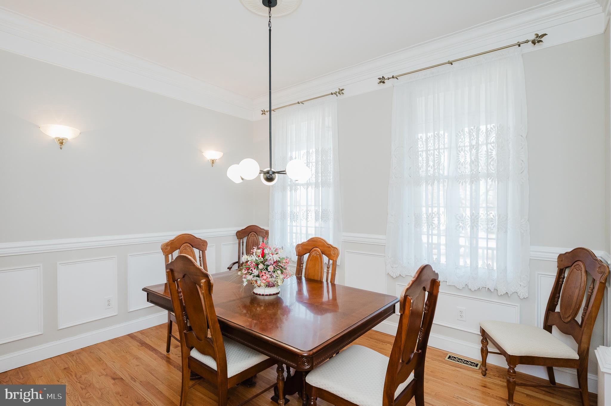 DARRYL GARDENS - Residential