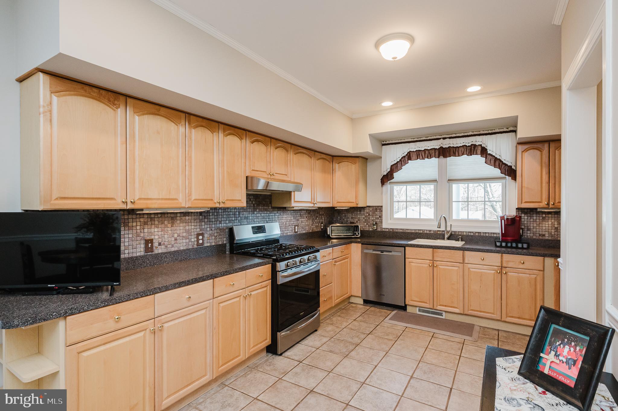 DARRYL GARDENS - Residential