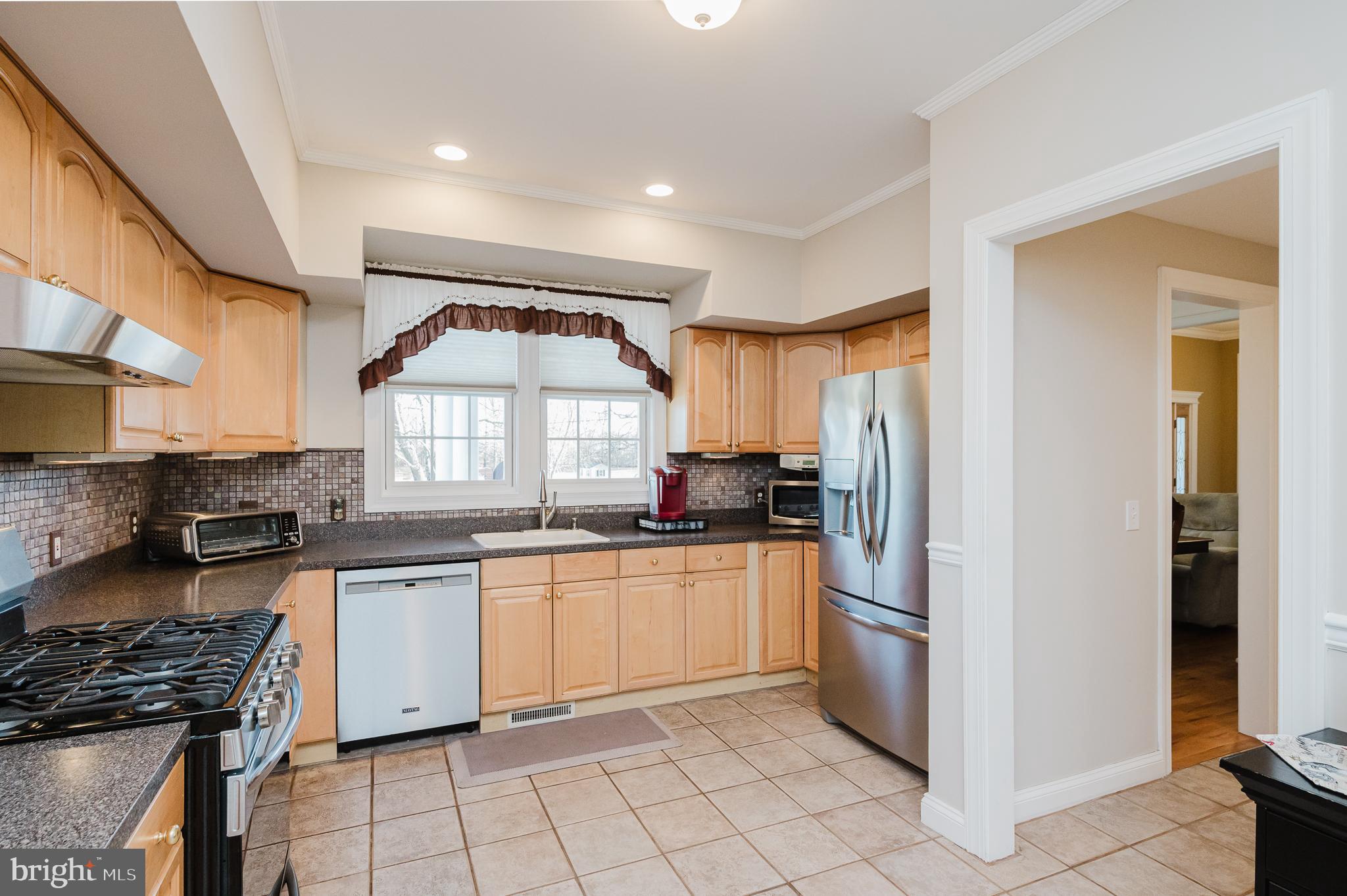 DARRYL GARDENS - Residential