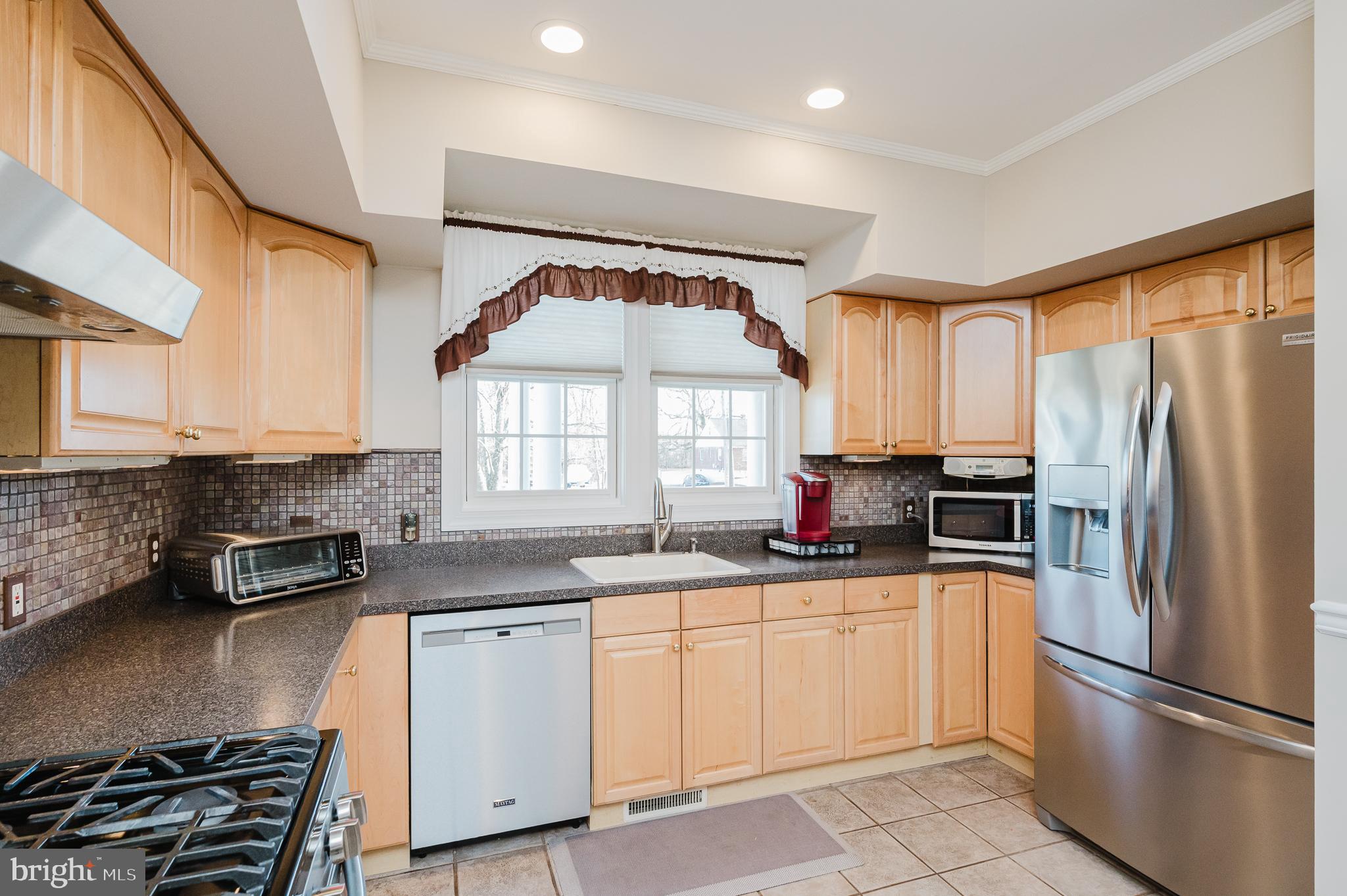 DARRYL GARDENS - Residential