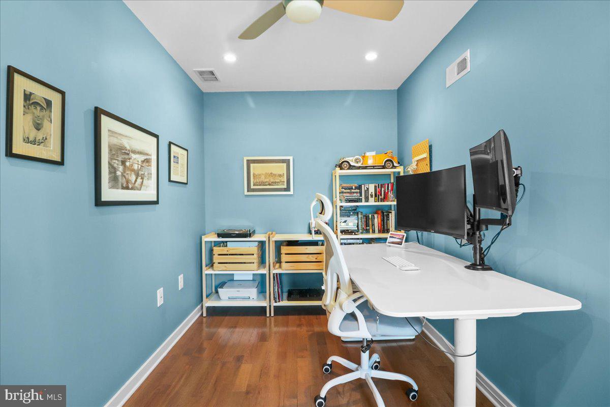 PHILADELPHIA (SOUTH) - Residential