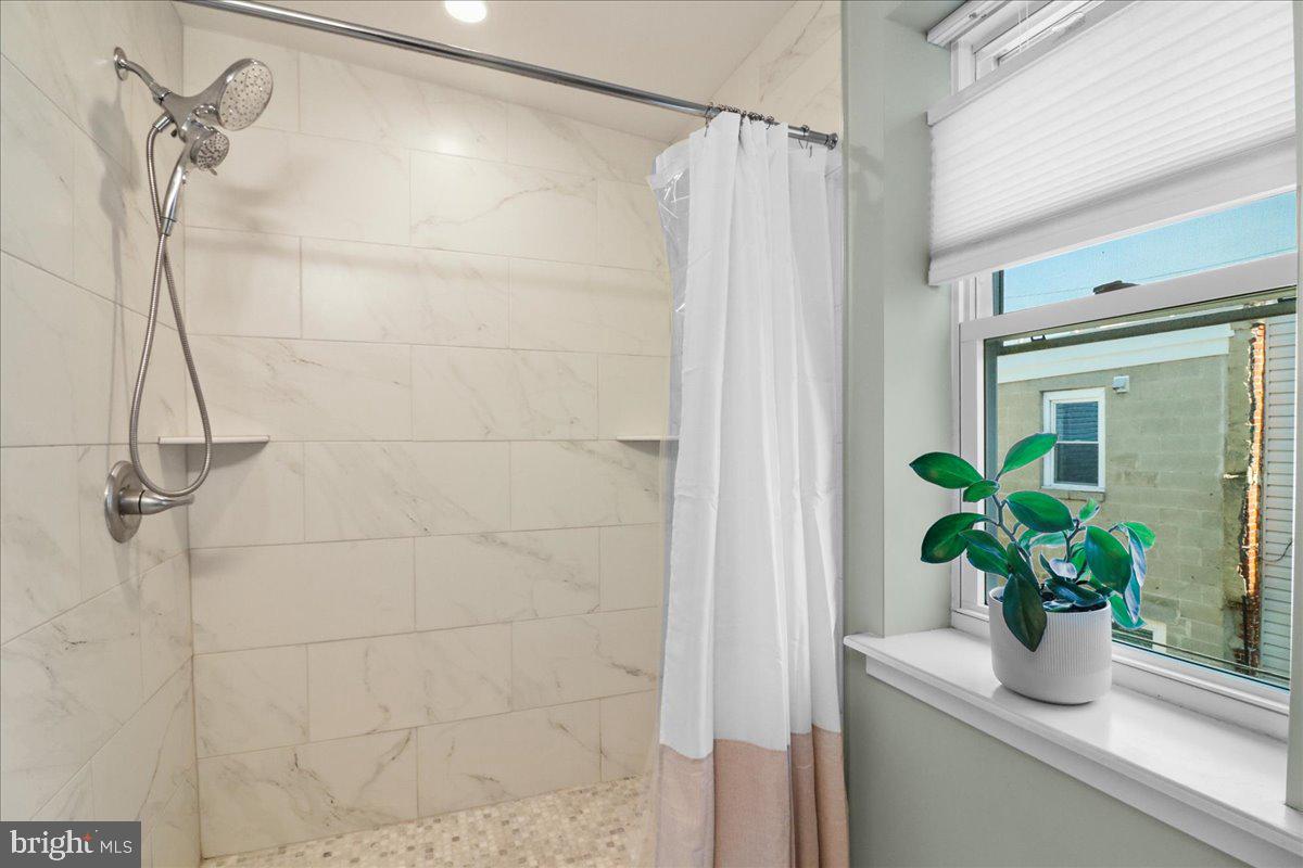 PHILADELPHIA (SOUTH) - Residential