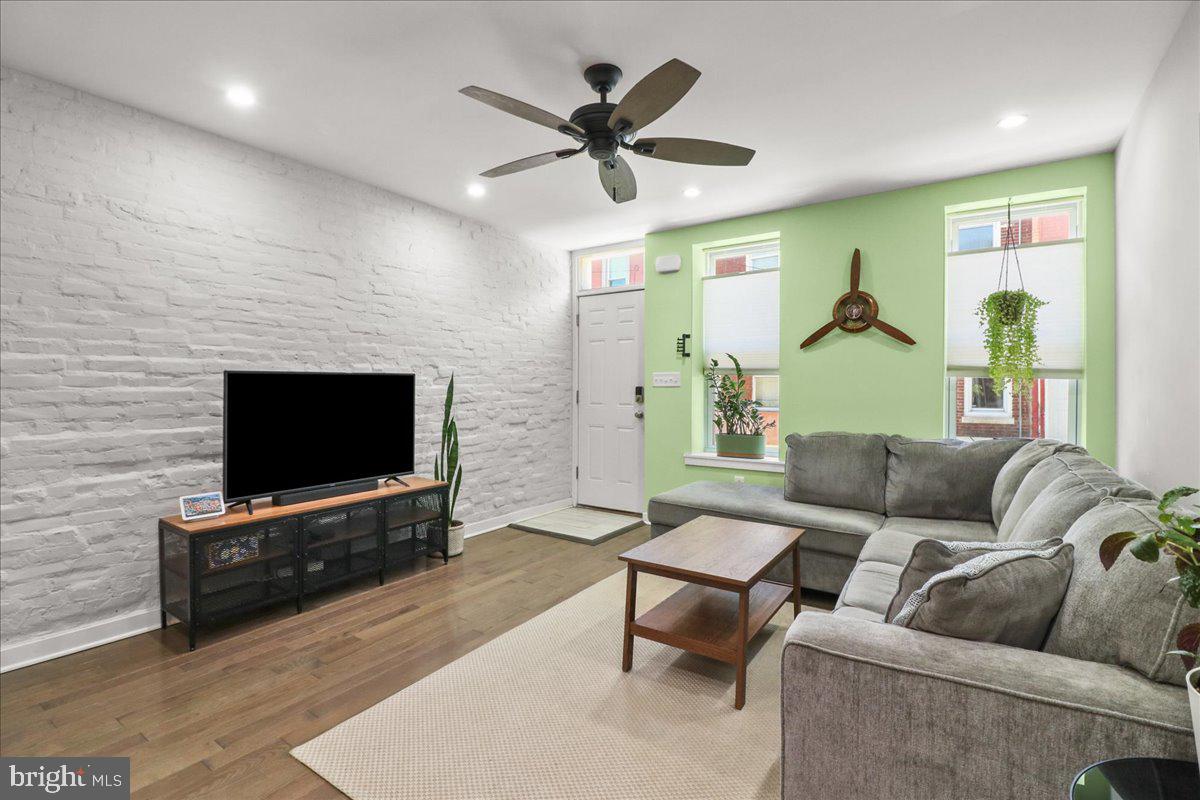 PHILADELPHIA (SOUTH) - Residential