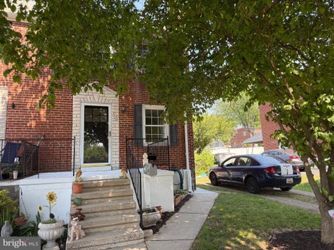 Townhouse For Sale - 7130 Greenwood Avenue<br/> BALTIMORE, MD 21206