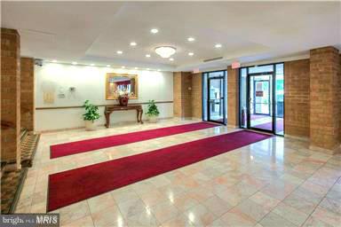 WOODLAKE TOWERS - Residential Lease