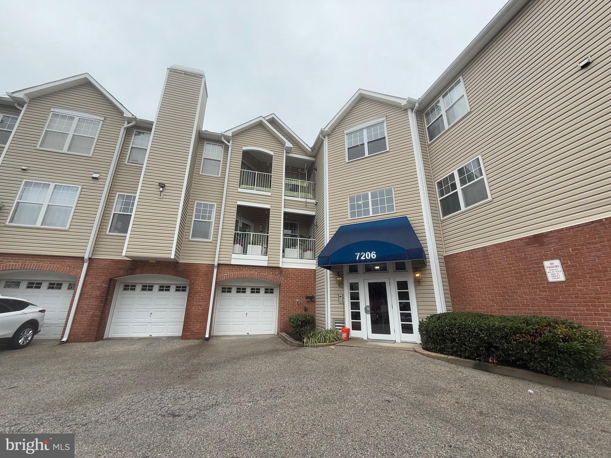 BRISTOL PARK - Residential Lease