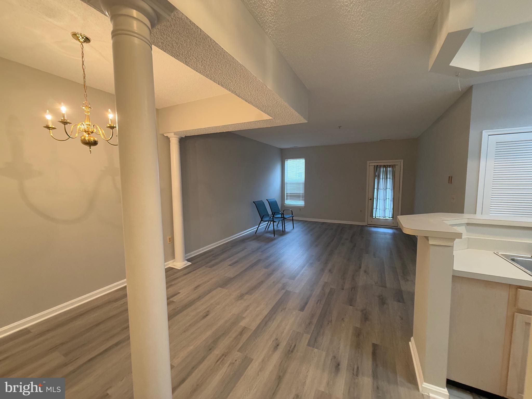BRISTOL PARK - Residential Lease