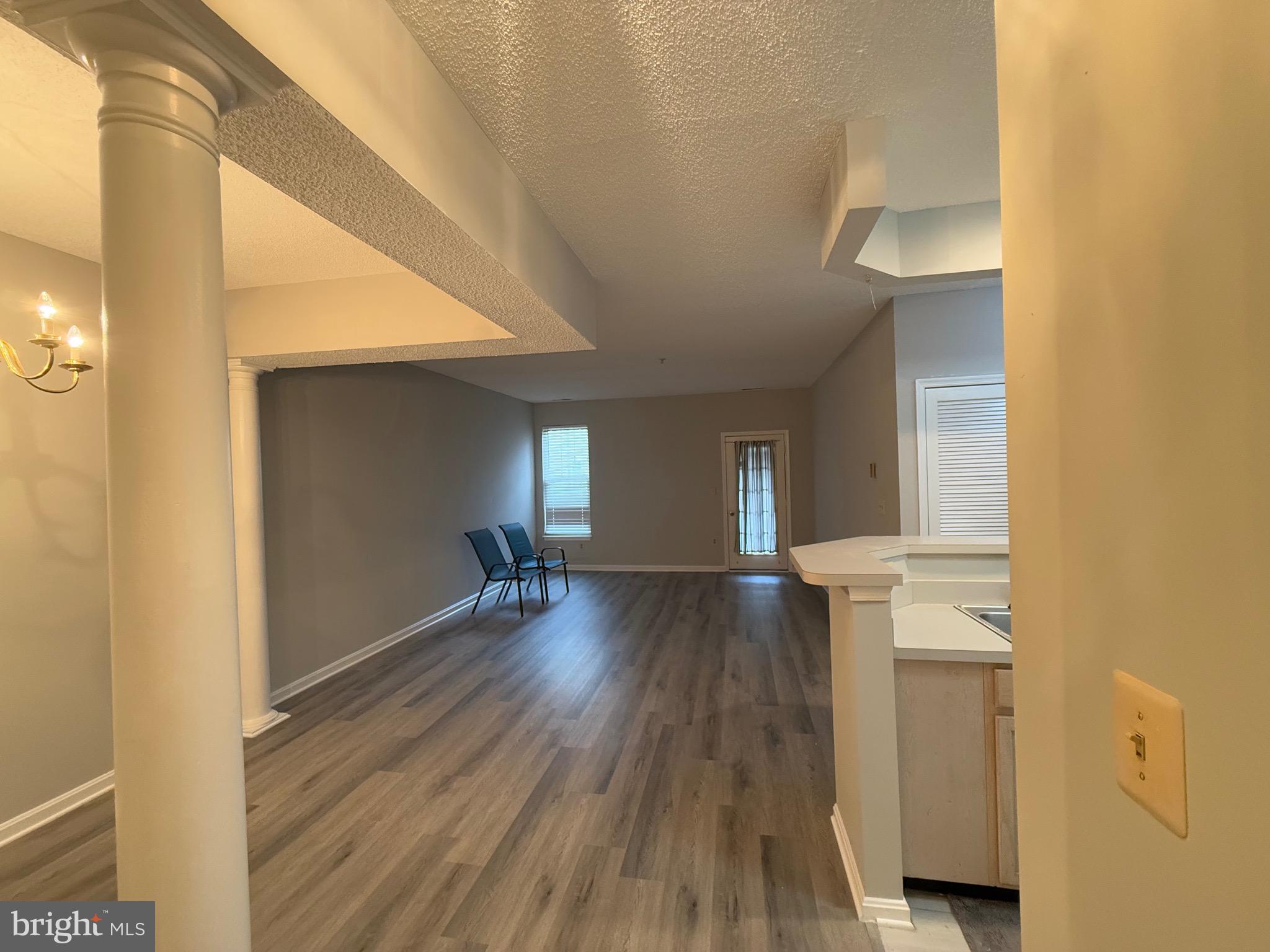 BRISTOL PARK - Residential Lease
